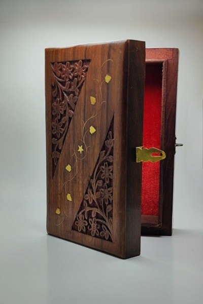 El Oyması Geometrik Motifli Ahşap Takı ve Saklama Kutusu