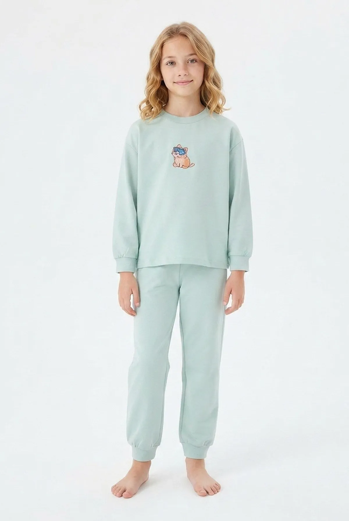 Kız çocuk uykucu kedi pamuklu pijama takımı mint yeşili ürün detay görünümü — Kız Çocuk Uykucu Kedi Pamuklu Pijama Takımı - Mint Yeşili · PJ-M5001-MN